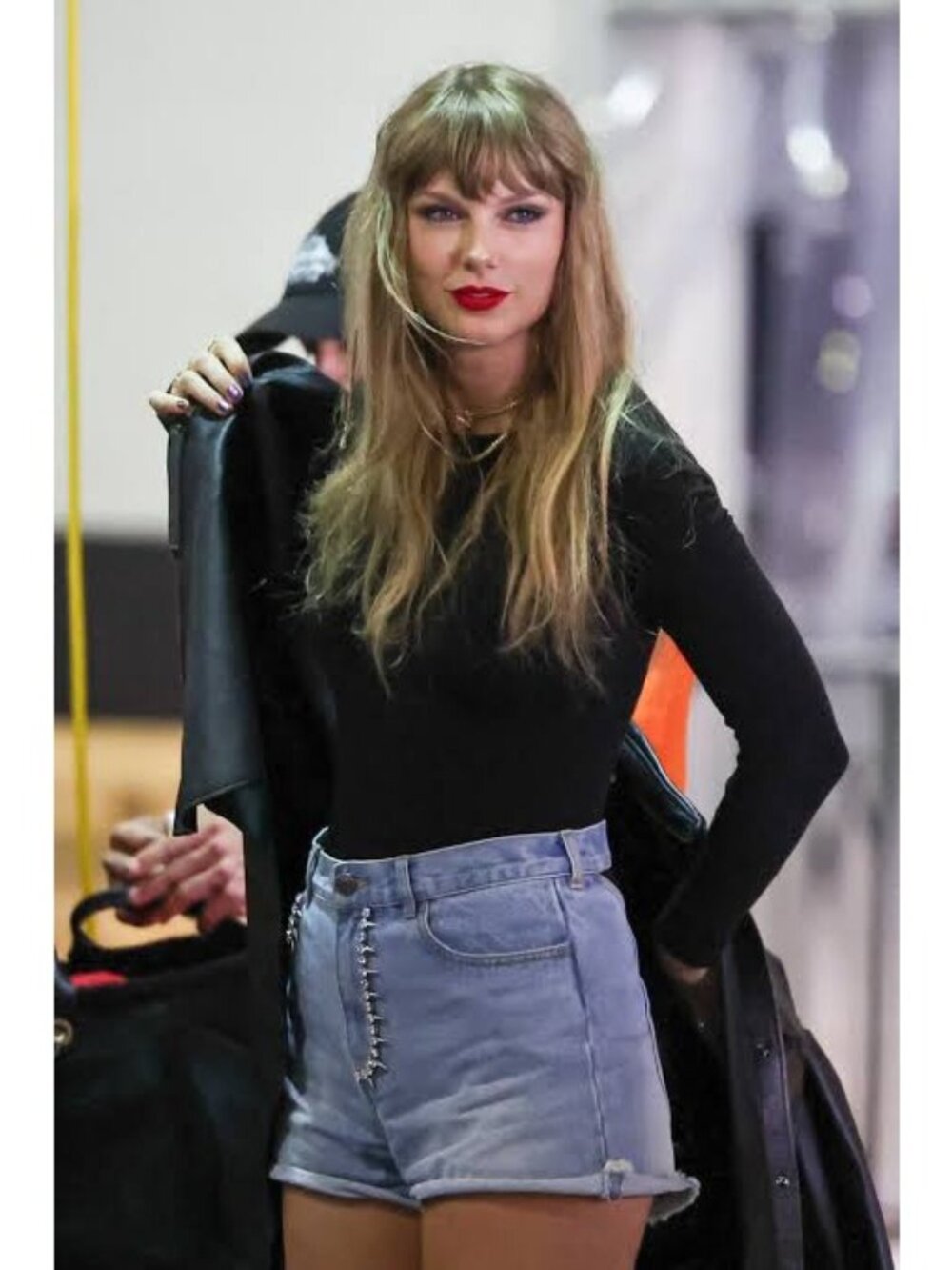 AREA Studded Embellished Cutout Denim Shorts ASO Taylor Swift 8